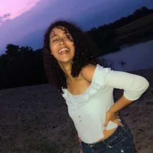 Meet your Posher, Jada